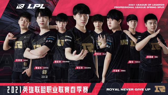 菲尼亚担纲 菲尼亚担纲